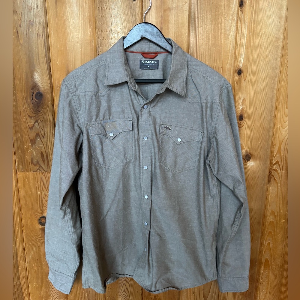 Simms Fishing Snap Button Western Style Fishing Shirt, Medium.